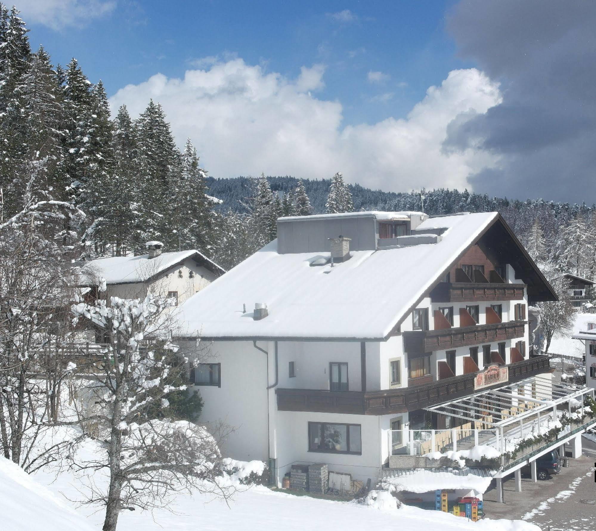 Hotel Habhof - Garni Mösern Dış mekan fotoğraf